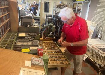 Dygtige og rutinerede fagfolk trykker flotte sager i spændende værksteder på Tversted Skole. Arkivfoto: Palle W, Nielsen