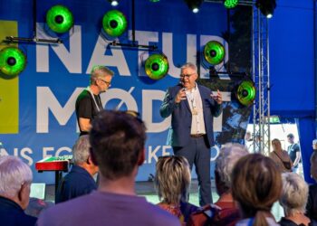 Naturmødechef Leif Lund Jakobsen og borgmester Søren Smalbro ved Naturmødet 2024.
Foto: Hans Ravn.