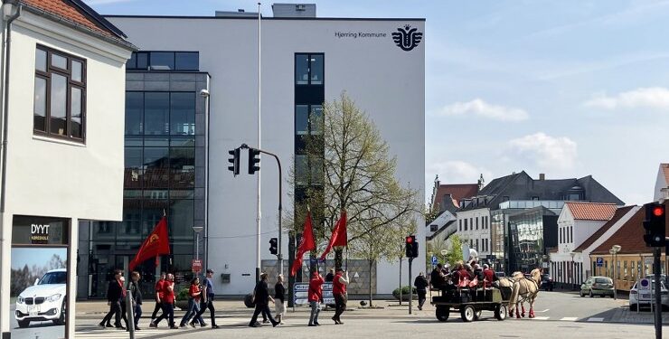 Rådhuset i Hjørring 1. maj 2025. Foto (arkiv): Palle W. Nielsen.