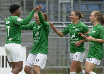 Der var fest, da Joy Omewa scorede sit mål nummer 19 efter debutanten Nikoline Nielsens forarbejde. Foto: Jess M. Madsen.