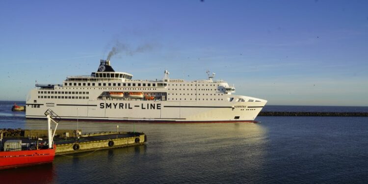 Smyril Lines færge Norröna. Foto: Hirtshals Havn.