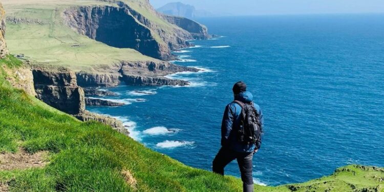 Byrådsmedlem og folketingskandidat Thomas Klimek (S) på Færøerne. Foto: Privat.