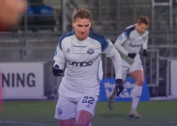 Rasmus Thellufsen scorede til 2-2 i sidste øjeblik. Arkivfoto: VFF