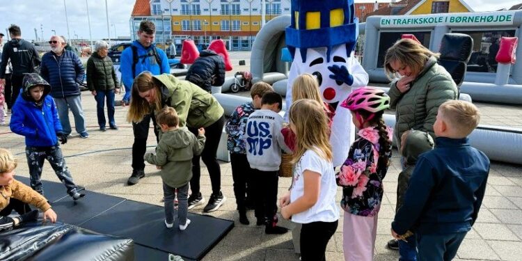Hygge og trafiksikkerhed sidste år på Den Grønne Plads i Hirtshals. Foto (arkiv): Niels Skipper.