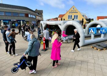 Børnenes Trafikskole trillede også sidste år ind på Den Grønne Plads i Hirtshals. Foto: Niels Skipper.