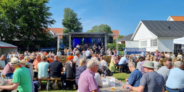 Musik i Martins Have. Foto: Jesper Kjærgaard