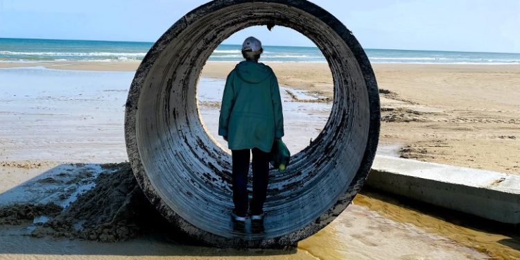 Røret på Kjul Strand. Foto: Ole Juul.