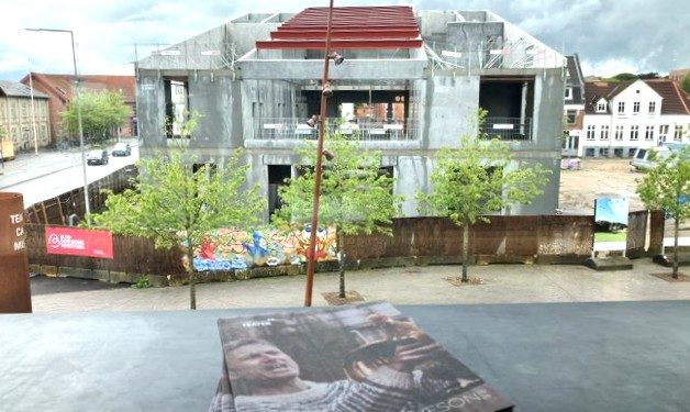 Økonomien i projekt Hjørring Kulturskole ser ud til at holde som planlagt. Der bygges 1.800 kvadratmeter til den senest oplyste pris på 44,4 millioner kroner. Foto: Palle W. Nielsen
