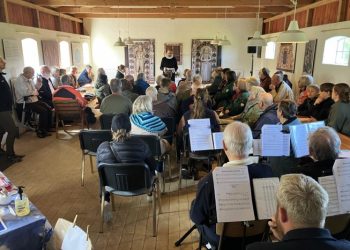 Hestestalden på Herregården Odden var fyldt godt op. Foto: Palle W. Nielsen