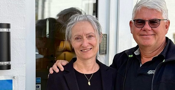 Brian Pedersen driver sammen med sin hustru Lizzy Hjørring Kro.