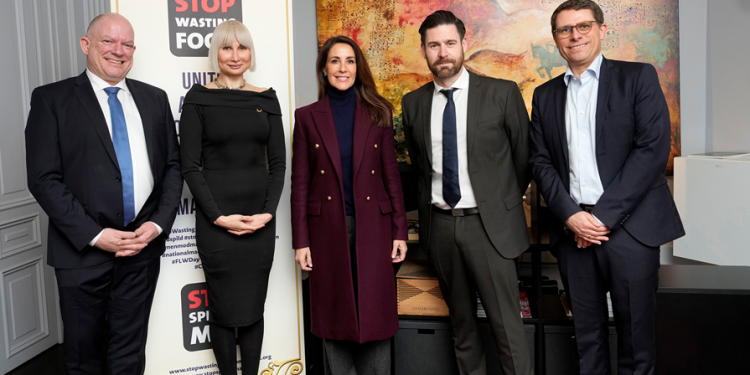 Bestyrelsesmedlem i Stop Spild Af Mad og indkøbs- og marketingdirektør i REMA 1000 Anders René Jensen, stifter og bestyrelsesformand af Stop Spild Af Mad Selina Juul, protektor for foreningen Stop Spild Af Mad Hendes Kongelige Højhed Prinsesse Marie, Bestyrelsesmedlem i Stop Spild Af Mad og direktør i Danmarks Restauranter & Caféer (DRC) Torben E. Hoffmann Rosenstock samt Bestyrelsesmedlem i Stop Spild Af Mad og næstformand i Stop Spild Af Mad og områdedirektør hos Landbrug & Fødevarer Klaus Jørgensen. Foto: Keld Navntoft.