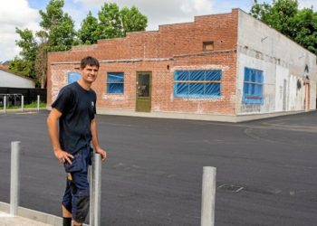 Jens Lauritsen ved Diskotek Lucala, som han nu har ombygget.