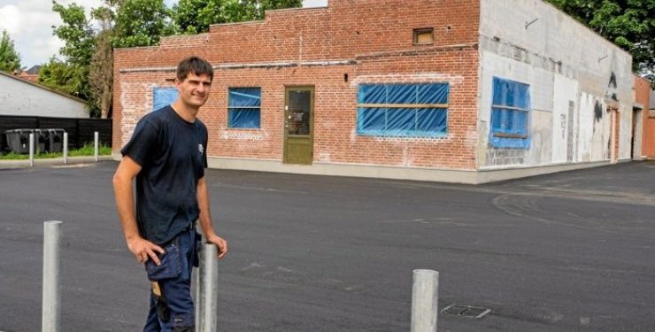 Jens Lauritsen ved Diskotek Lucala, som han nu har ombygget.