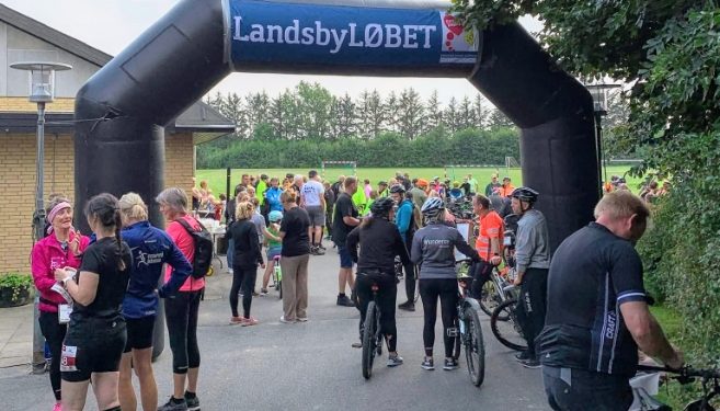 Landsbyløbet udgår fra Lendum Hallen. Privatfoto 2024.