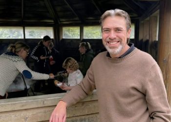 Lærer Jacob Harding Jensen, kan fejre sit 25 års jubilæum på Lendum Skole. Privatfoto.