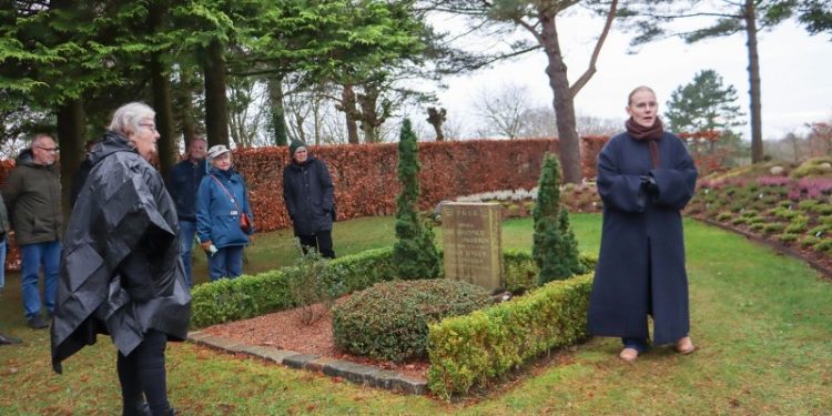 Kirkegårdsvandring i Hjørring. Foto: VHM.