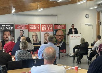 Thomas Klimek på talerstolen ved lørdagens arrangement hos Socialdemokratiet. Foto: Privat.