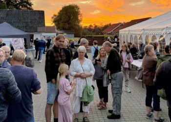 Det var en skøn sensommeraften fredag til den årlige Open by Night i Mosbjerg.