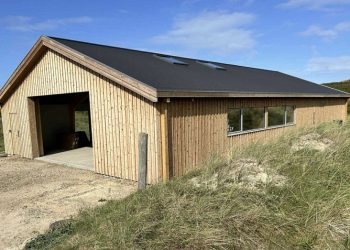 Den ny bådhal hos Tornby Bjergelav.