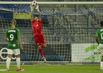 Fortunas anfører Florentina Olar gik foran, men det lykkedes ikke at fremtvinge scoring, Til 
gengæld sørgede Andrea Paraluta for at begrænse østrigernes scoringer.