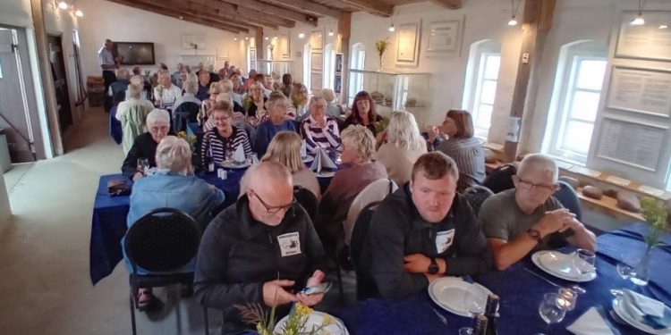 De frivillige i Madpakkehuset til afslutningsarrangementet ved Hirtshals Fyr. Foto: Privat.