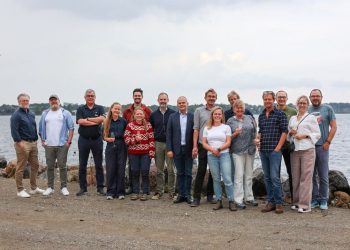 Udover de stiftende virksomheder var flere virksomheder og interessepersoner, indenfor det marine, mødt op. Foto: Karoline Dam Hansen / Hedeselskabet