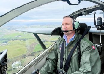 Claus Mørkbak Højrup i luften over Nordjylland. Foto: Privat.