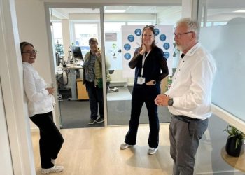 Linn Indrestrand, Ditte Gerstrøm Sørensen og Peter Ydesen var tre af de ansatte, der tog imod ved Åbent Havnekontor. Foto: Niels Chr. Jakobsen.