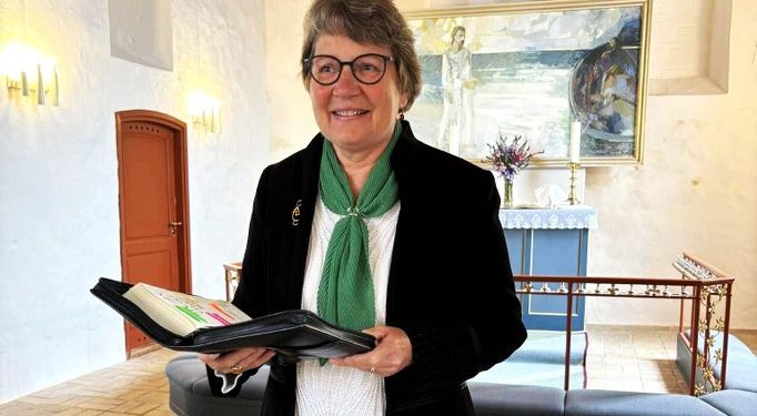 Jytte Damtoft: - I 3. klasse blev jeg udset til at skulle synge solo i et skuespil - så der er min sangkarriere nok startet. Privatfoto