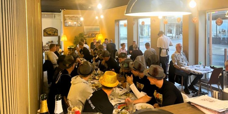 Fuld skrue på oktoberfesten i Restaurant moments. Foto: Kødboxen.