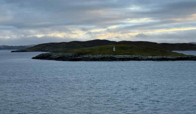 Lille fyrtårn i Yell Sound. Foto: Niels Skipper.