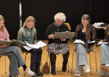 Der øves til Vinter i Lønneberg. Foto: Hjørring Sommerspil.