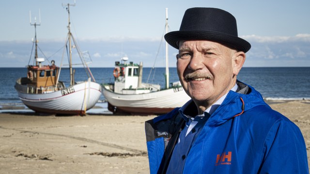 Stefan Karlborg på stranden i Løkken. Foto: Privat.