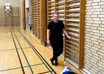 Tina Stilling Olesen under en lektion hos Vendsyssel Fritid For Alle. Foto: Hanne Skipper.