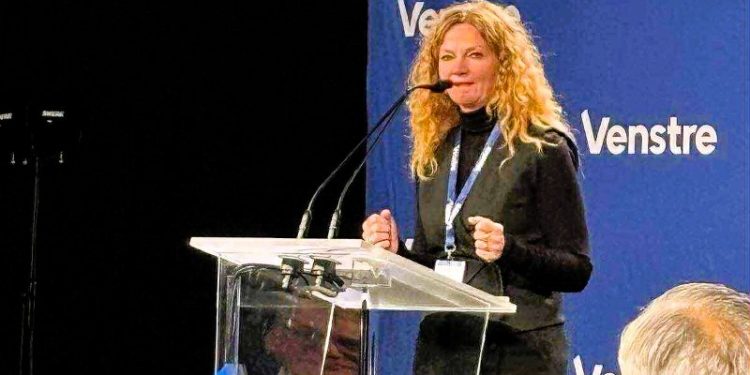 Betina D. Jensen fra Hjørring på talerstolen ved Venstres Landsmøde i Odense. Foto: Privat.