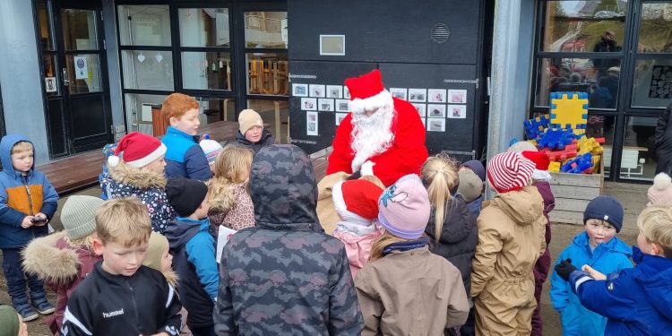 Julemanden i Børnehaven Kollegieparken. Foto: Jesper Kjærgaard