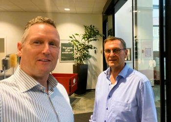 Claus Mørkbak Højrup fra Venstre ses her sammen med partifællen Michael Engbjerg. Foto: Privat.