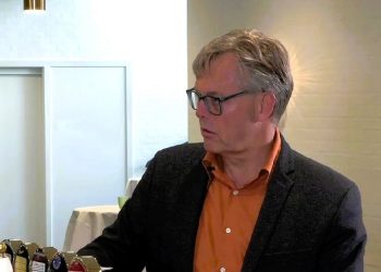 Erik Høgh-Sørensen fra Vendelbo-Listen ses her i snak med Henrik Ledet fra Skaga FM. Hele samtalen kan ses nedenfor.