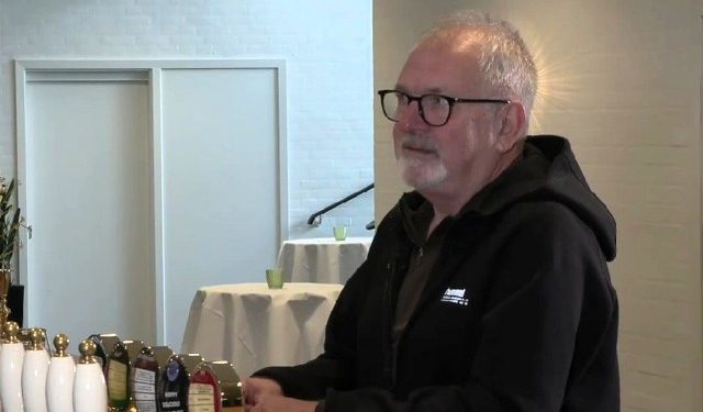 Holger Kjærgaard er spidskandidat for Enhedslisten ved KV25 i Hjørring Kommune. Foto: Screendump.