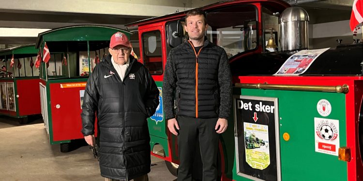 Krumme og Krummetoget med den nye togfører Casper Lind Thomsen. Foto. City Foreningen.