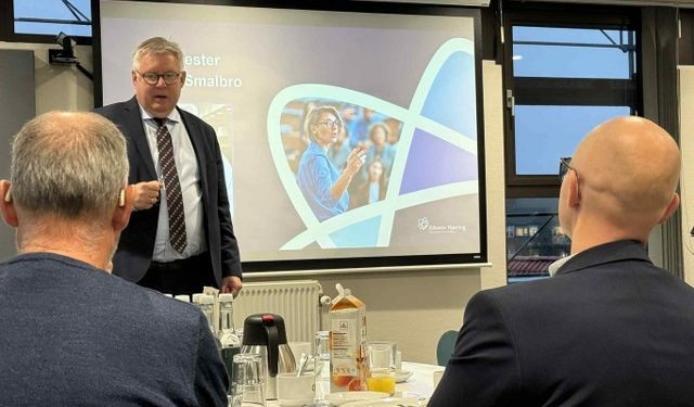 Borgmester Søren Smalbro deltog i morgenmødet hos Erhverv Hjørring.