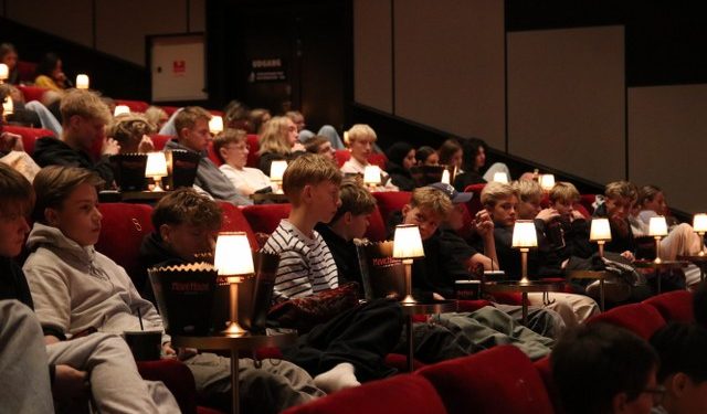 Foto: ASK WHY? Docs.