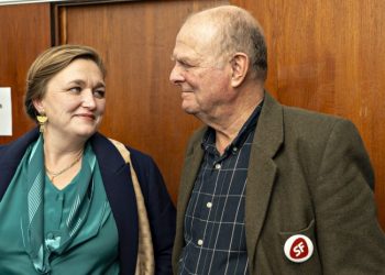 Ellen Raunsmed og Jørgen Bing fra SF i nat på Vendelbohus. Foto: Hans Ravn.