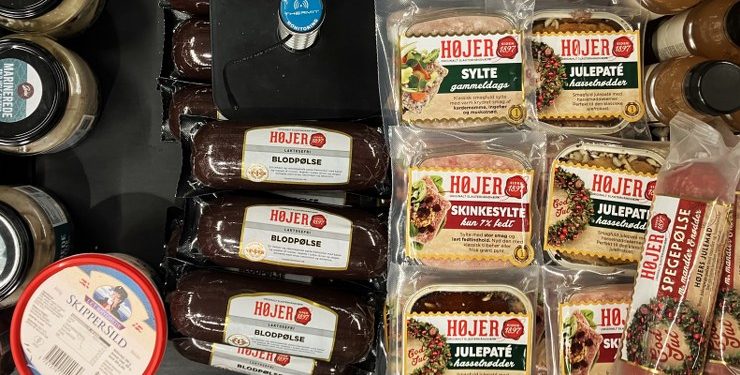 Hold øje med maden - også temperaturen i køl og frys - når du handler i butikken. Arkivfoto: Palle W. Nielsen