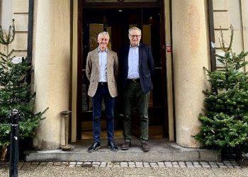 Tom Boye sammen med Anders Thoustrup.. Foto: Hotel Randers.