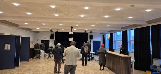 Stemmeafgivning på Vendelbohus. Foto: Presse-fotos.dk.