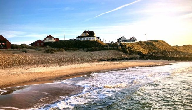 Villa Vest lader udsigten og maden hvile op ad hinanden. Foto: Palle W. Nielsen
