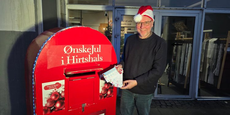 Tommy Høj ved postkassen i Nørregade. Foto: HHE.