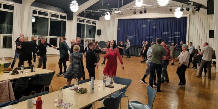 Danseaften i Kom og Dans Hjørring. Foto: Kom og Dans Hjørring.