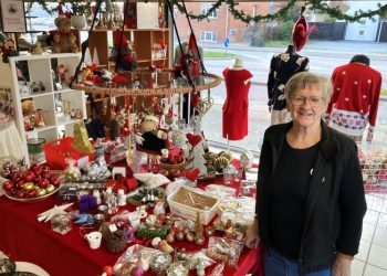 Leder af Dansk Folkehjælp i Hjørring, Jette Videnkjær, er glad for hjælpen til at hjælpe andre. Foto: Palle W. Nielsen